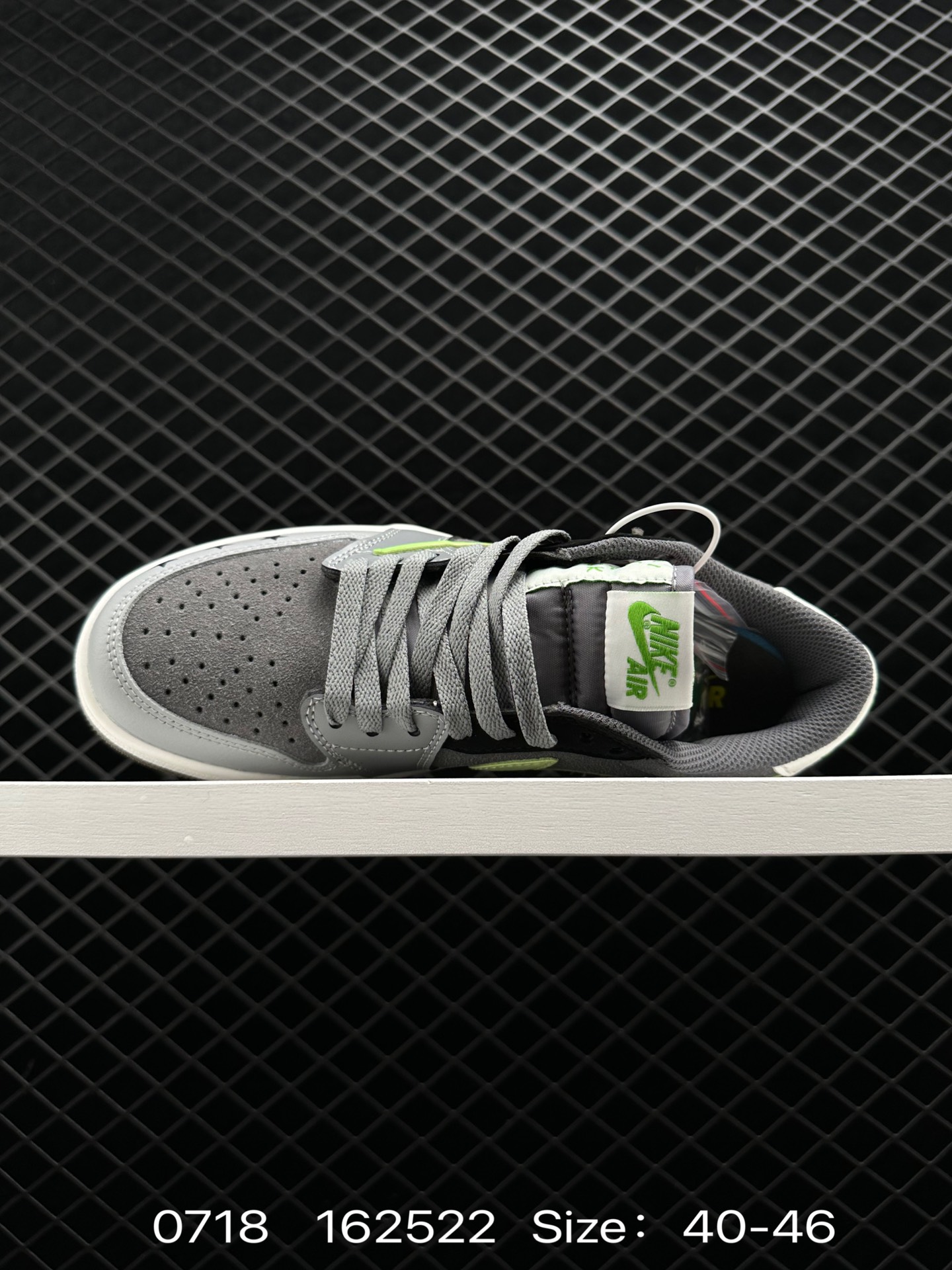 Travis Scott x Tiffany & Co. x Nike Air Jordan 1 Low OG SP